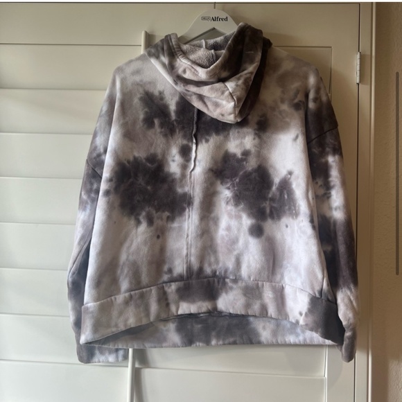 FREE PEOPLE EUC Work It Out Tie Dye Fleece Hoodie Sweatshirt M - Picture 3 of 6